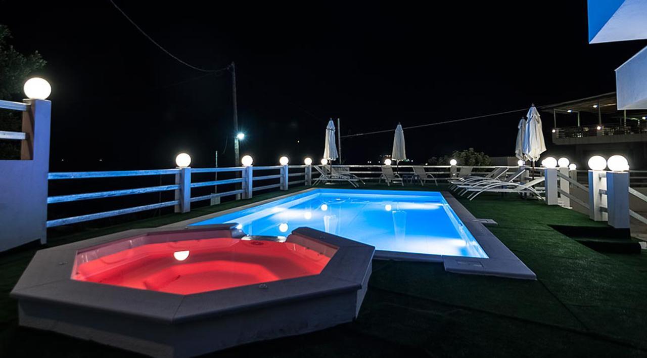 Paradiso Resort Agia Marina  Buitenkant foto